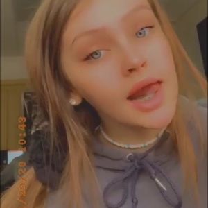 Meet your Posher, Cortney